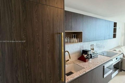 Copropriété à louer à Miami, Floride: 1 chambre, 50.17 m2 № 1966206 - photo 13