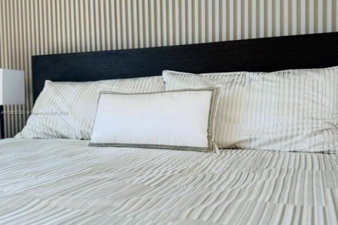 Copropriété à louer à Miami, Floride: 1 chambre, 50.17 m2 № 1966206 - photo 16