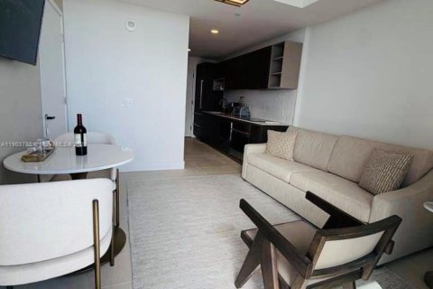 Copropriété à louer à Miami, Floride: 1 chambre, 50.17 m2 № 1966206 - photo 10