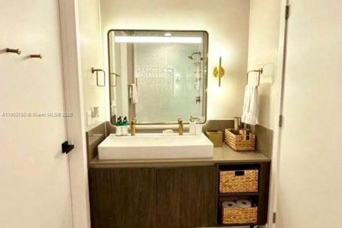 Copropriété à louer à Miami, Floride: 1 chambre, 50.17 m2 № 1966206 - photo 25