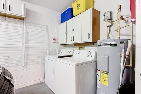 Villa ou maison à vendre à Haines City, Floride: 3 chambres, 104.98 m2 № 2150632 - photo 29