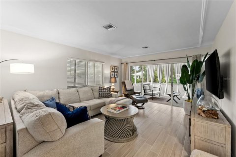 Villa ou maison à vendre à Venice, Floride: 2 chambres, 120.31 m2 № 1733237 - photo 14