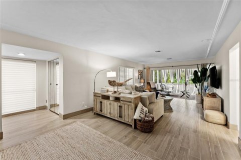Villa ou maison à vendre à Venice, Floride: 2 chambres, 120.31 m2 № 1733237 - photo 12