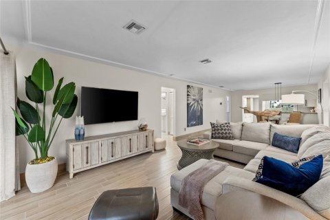 Villa ou maison à vendre à Venice, Floride: 2 chambres, 120.31 m2 № 1733237 - photo 16