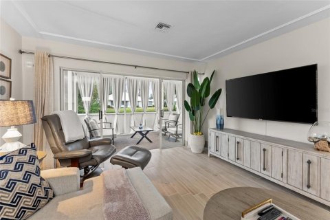 Villa ou maison à vendre à Venice, Floride: 2 chambres, 120.31 m2 № 1733237 - photo 17
