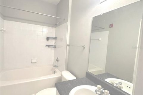 Снять в аренду кондоминиум в Орландо, Флорида 2 спальни, 99.96м2, № 1622553 - фото 17