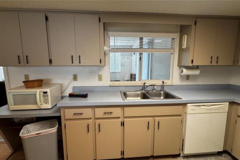 Casa en alquiler en Ocala, Florida, 2 dormitorios, 116.69 m2 № 2197542 - foto 5