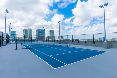 Condominio en venta en Miami, Florida, 2 dormitorios, 101.08 m2 № 2082881 - foto 30