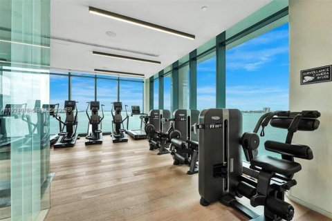 Condominio en venta en Miami, Florida, 2 dormitorios, 101.08 m2 № 2082881 - foto 27
