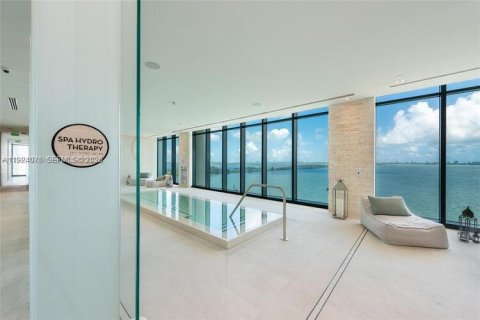 Condominio en venta en Miami, Florida, 2 dormitorios, 101.08 m2 № 2082881 - foto 24