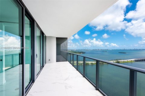 Condominio en venta en Miami, Florida, 2 dormitorios, 101.08 m2 № 2082881 - foto 8