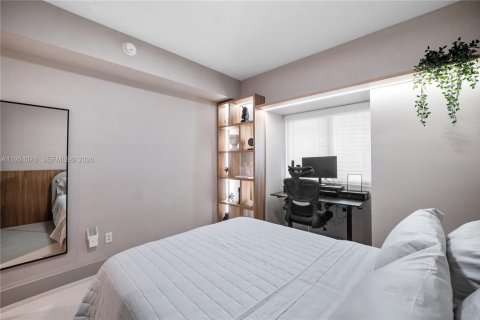 Condominio en venta en Miami, Florida, 2 dormitorios, 101.08 m2 № 2082881 - foto 18