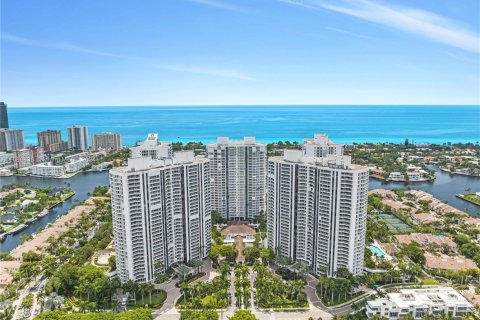 Copropriété à vendre à Aventura, Floride: 3 chambres, 173.26 m2 № 2012606 - photo 30