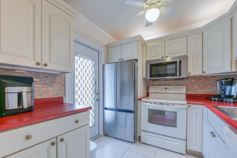 Condominio en venta en Lauderhill, Florida, 2 dormitorios, 80.82 m2 № 2259869 - foto 8