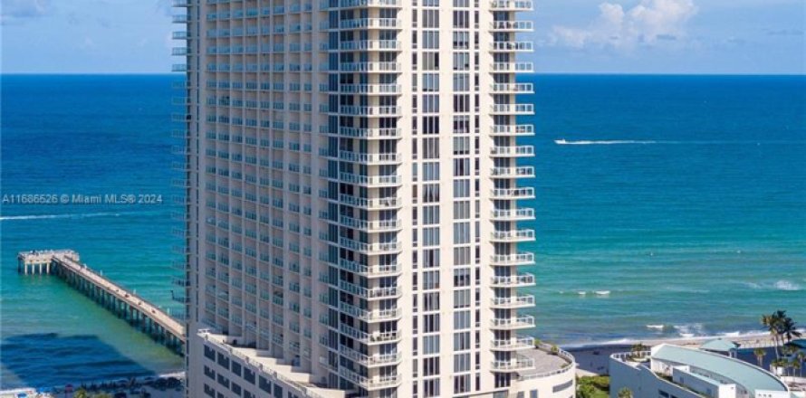 Кондоминиум с 1 спальней в Санни-Айлс-Бич, Флорида № 1958569