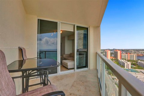 Снять в аренду кондоминиум в Санни-Айлс-Бич, Флорида 1 спальня, 92.9м2, № 1958569 - фото 13