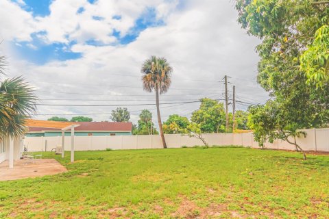 Villa ou maison à West Palm Beach, Floride 3 chambres, 119.47 m2 № 1228647