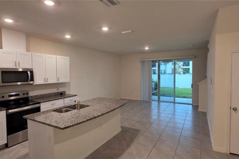 Touwnhouse à louer à Kissimmee, Floride: 3 chambres, 155.7 m2 № 2380624 - photo 4