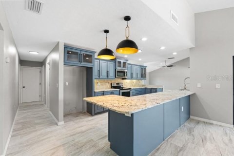 Villa ou maison à vendre à Sarasota, Floride: 3 chambres, 219.44 m2 № 1642664 - photo 14