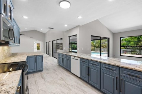 Villa ou maison à vendre à Sarasota, Floride: 3 chambres, 219.44 m2 № 1642664 - photo 13