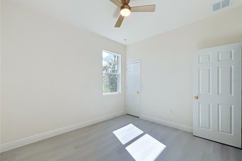 House in Sebring, Florida 4 bedrooms, 191.38 sq.m. № 2341647 - photo 27