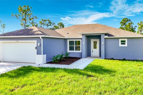 House in Sebring, Florida 4 bedrooms, 191.38 sq.m. № 2341647 - photo 4