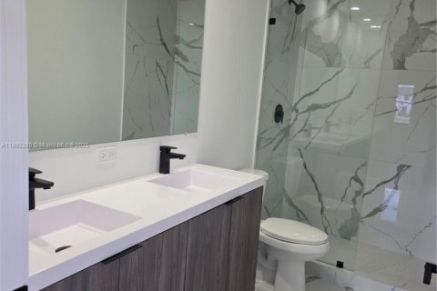 Снять в аренду виллу или дом в Флорида-Сити, Флорида 5 спален, 278.52м2, № 1946362 - фото 20