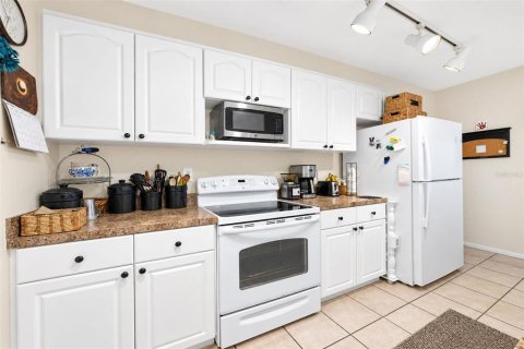 Villa ou maison à vendre à Punta Gorda, Floride: 2 chambres, 140.1 m2 № 2418582 - photo 27