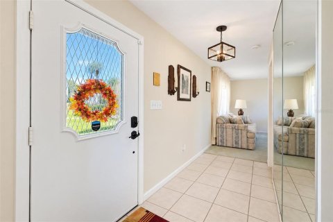 Villa ou maison à vendre à Punta Gorda, Floride: 2 chambres, 140.1 m2 № 2418582 - photo 4