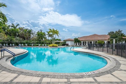 Townhouse in Cooper City, Florida 2 bedrooms, 115.57 sq.m. № 1752420 - photo 26