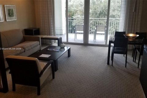 Купить кондоминиум в Дорал, Флорида 1 спальня, 65.5м2, № 1978487 - фото 6
