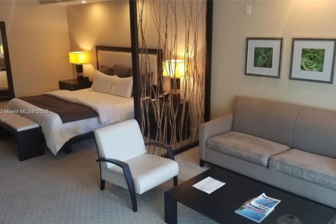 Купить кондоминиум в Дорал, Флорида 1 спальня, 65.5м2, № 1978487 - фото 5