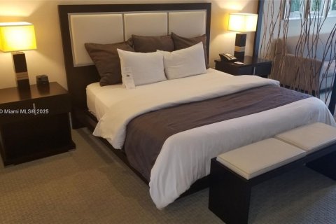Купить кондоминиум в Дорал, Флорида 1 спальня, 65.5м2, № 1978487 - фото 7