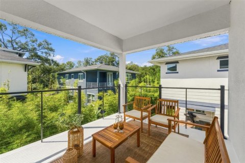 House in Tampa, Florida 4 bedrooms, 256.6 sq.m. № 2394107 - photo 14