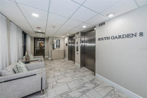 Condo in Belleair, Florida, 2 bedrooms  № 1914444 - photo 6