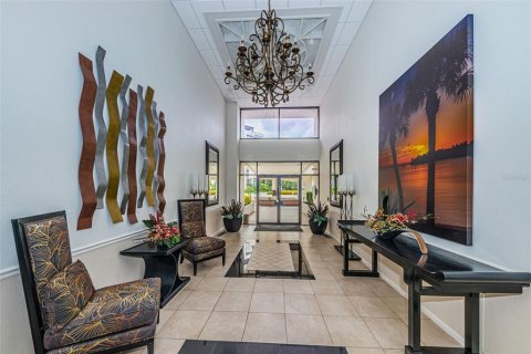 Condo in Belleair, Florida, 2 bedrooms  № 1914444 - photo 2