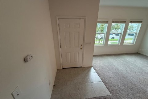 Touwnhouse à vendre à Orlando, Floride: 3 chambres, 145.86 m2 № 2334173 - photo 2