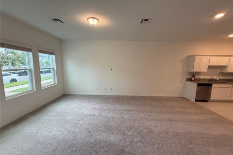 Touwnhouse à vendre à Orlando, Floride: 3 chambres, 145.86 m2 № 2334173 - photo 3