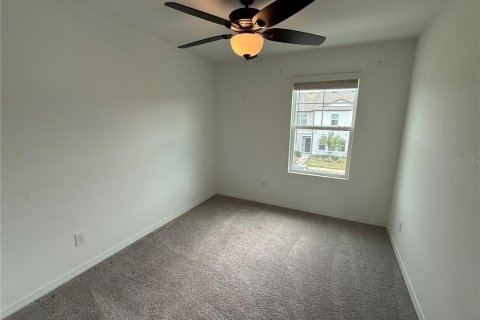 Touwnhouse à vendre à Orlando, Floride: 3 chambres, 145.86 m2 № 2334173 - photo 11
