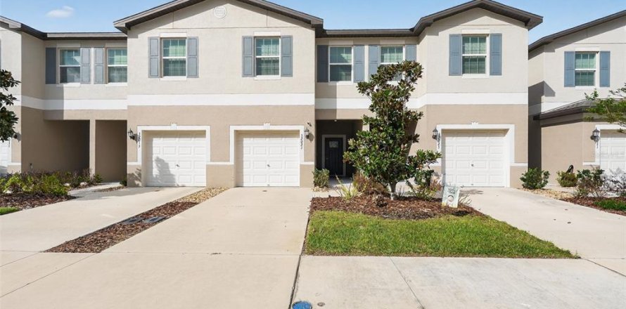 Adosado en San Antonio, Florida 3 dormitorios, 151.8 m2 № 2100524