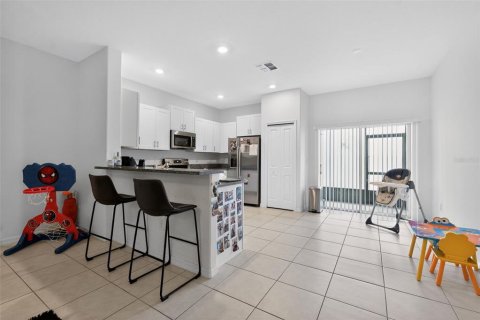 Adosado en venta en San Antonio, Florida, 3 dormitorios, 151.8 m2 № 2100524 - foto 6