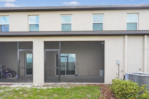 Adosado en venta en San Antonio, Florida, 3 dormitorios, 151.8 m2 № 2100524 - foto 2