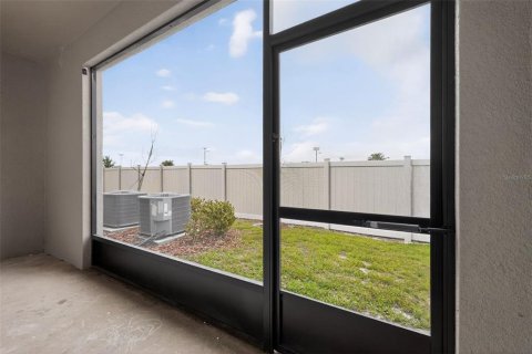 Adosado en venta en San Antonio, Florida, 3 dormitorios, 151.8 m2 № 2100524 - foto 16