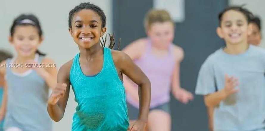 Immobilier commercial à Parkland, Floride № 2051530