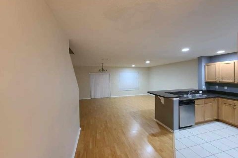 Touwnhouse à vendre à Kissimmee, Floride: 2 chambres, 128.76 m2 № 2222053 - photo 5