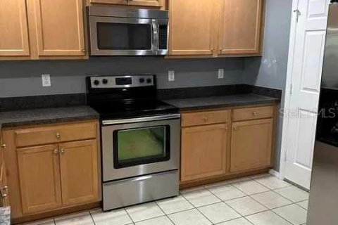 Touwnhouse à vendre à Kissimmee, Floride: 2 chambres, 128.76 m2 № 2222053 - photo 7