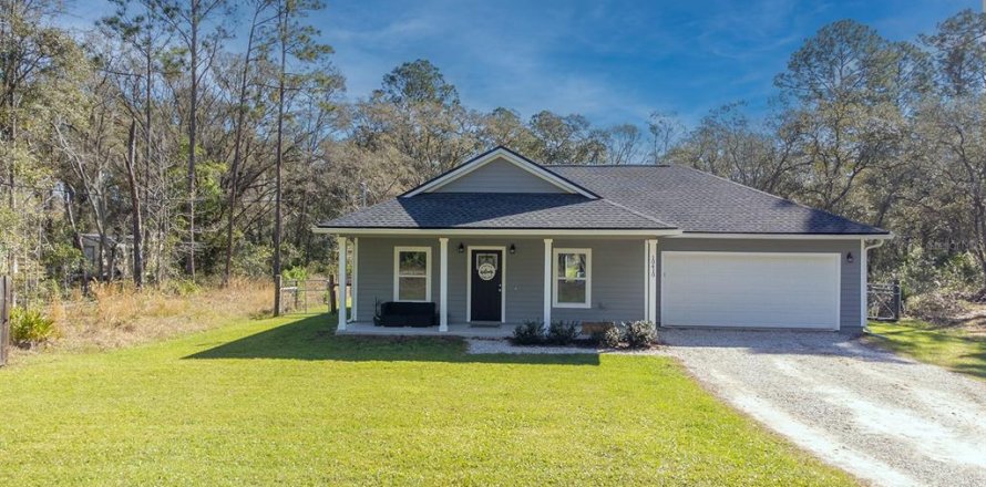 House in Hastings, Florida 3 bedrooms, 112.04 sq.m. № 1529149