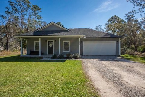 House in Hastings, Florida 3 bedrooms, 112.04 sq.m. № 1529149 - photo 2