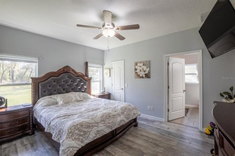 House in Hastings, Florida 3 bedrooms, 112.04 sq.m. № 1529149 - photo 15
