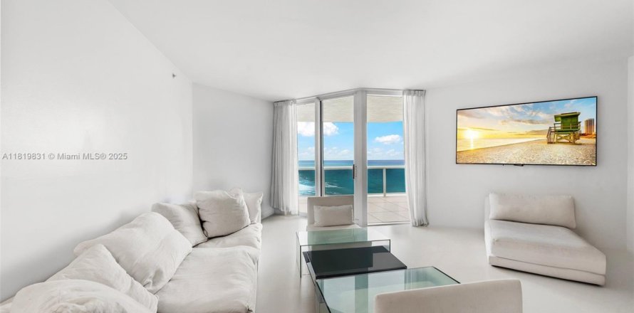 Condo à Miami Beach, Floride, 2 chambres № 1777695